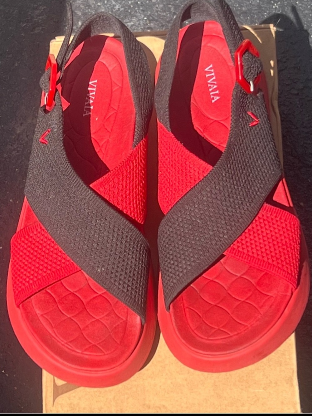 VIVAIA Red/Black Elastic Back Strap Walker Sandals (Kara 2.0) Women’s Size 9 - Picture 2 of 9
